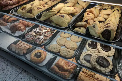 Marshalls Bakery photo 1